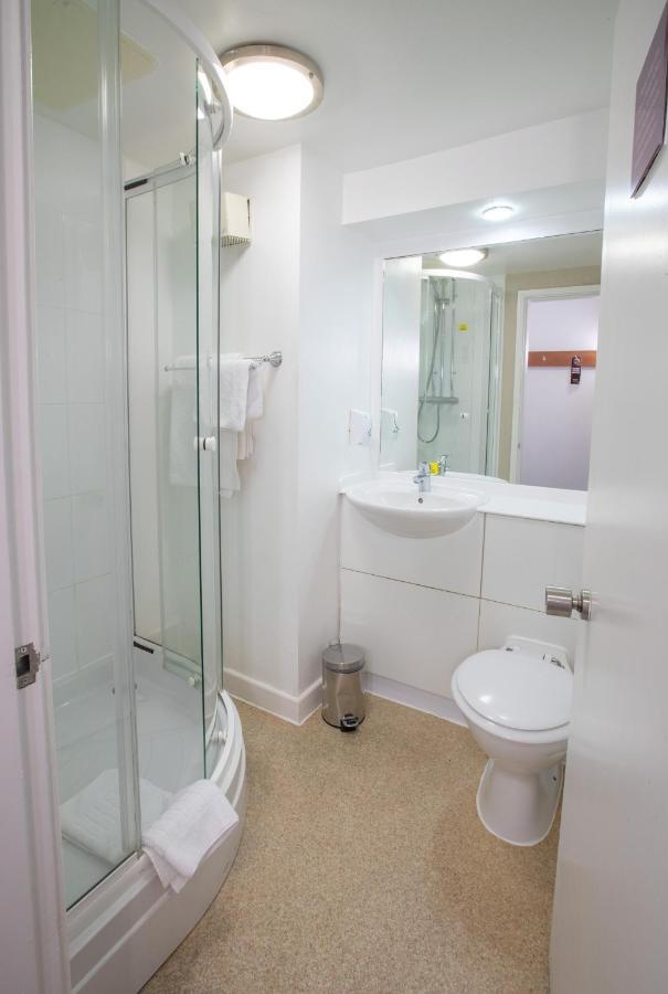 Redwings Lodge Solihull Ngoại thất bức ảnh
